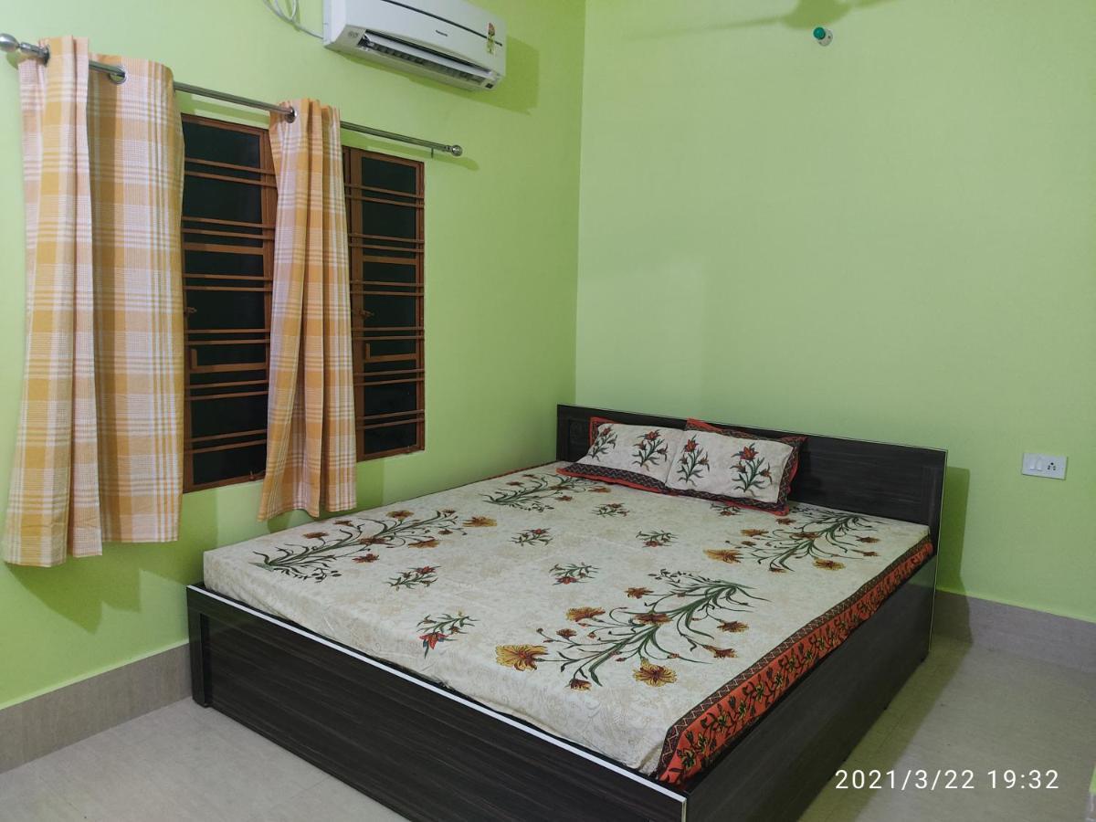 Kasahara - Homestay โบลปูร์ ภายนอก รูปภาพ
