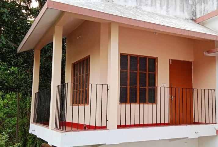 Kasahara - Homestay โบลปูร์ ภายนอก รูปภาพ